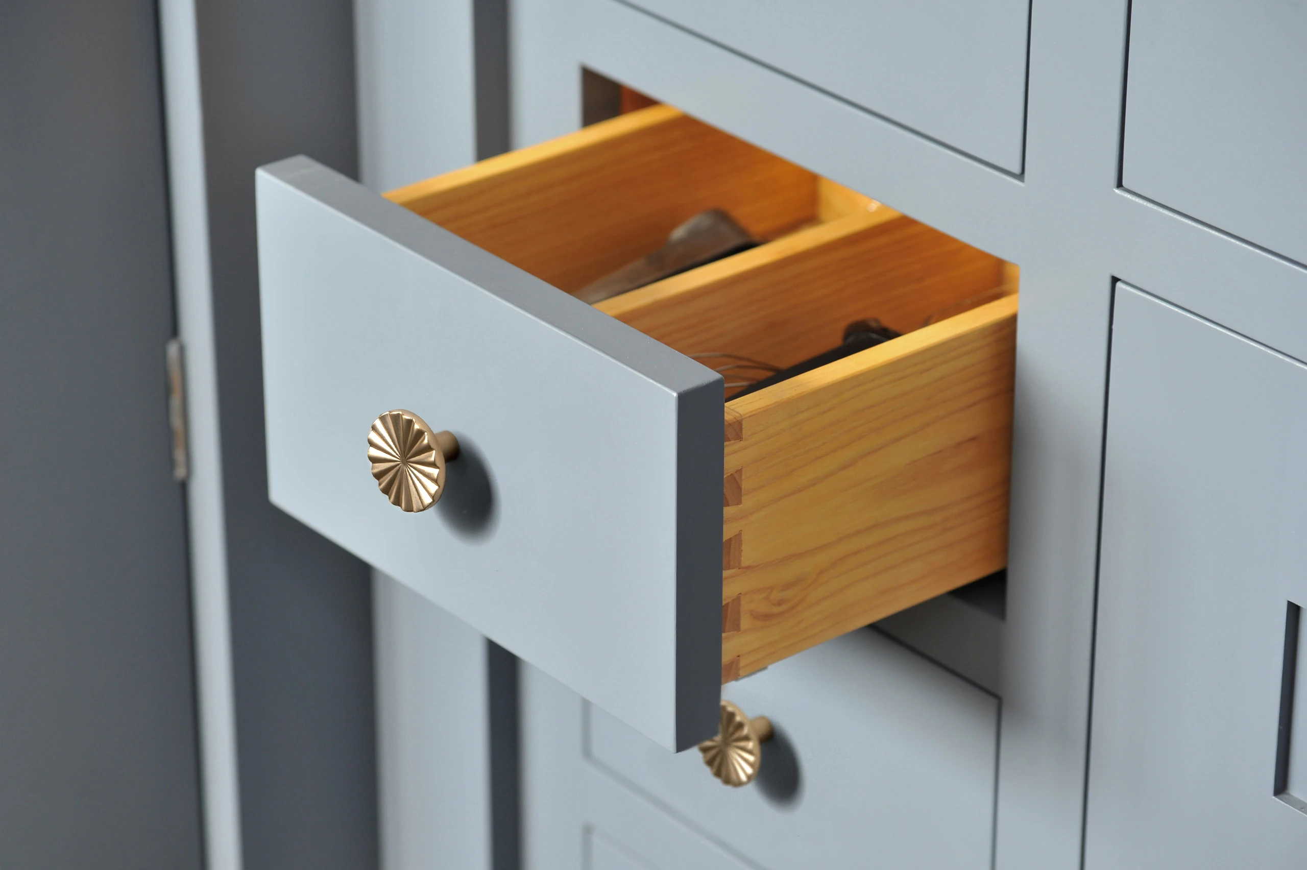 Goo-Ki Modern 3''Hole Centers Brushed Brass Cabinet Pulls,Accessible Luxury Zinc Alloy Din Cup Cabinet Pulls with Mordern Style
