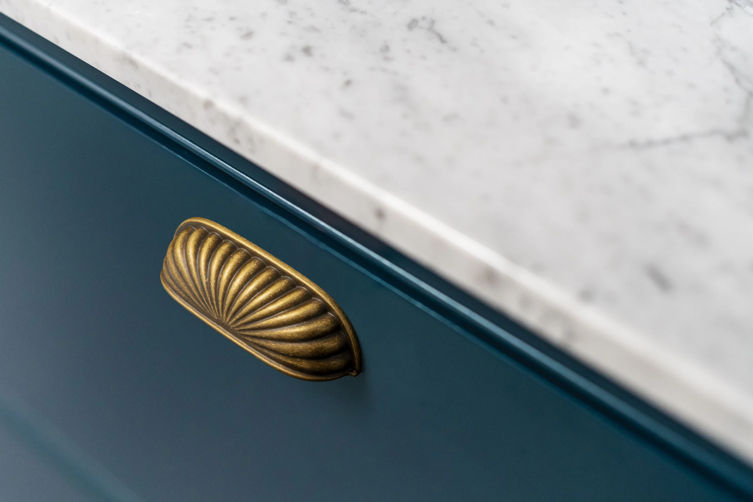 Goo-Ki Modern 3''Hole Centers Brushed Brass Cabinet Pulls,Accessible Luxury Zinc Alloy Din Cup Cabinet Pulls with Mordern Style