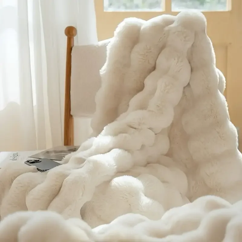 1 PC Faux Rabbit Fur ,Luxury Soft, Warm Bubble Blanket, | Cozy Throw for Bedroom, Guest Room, Living Room,4lb