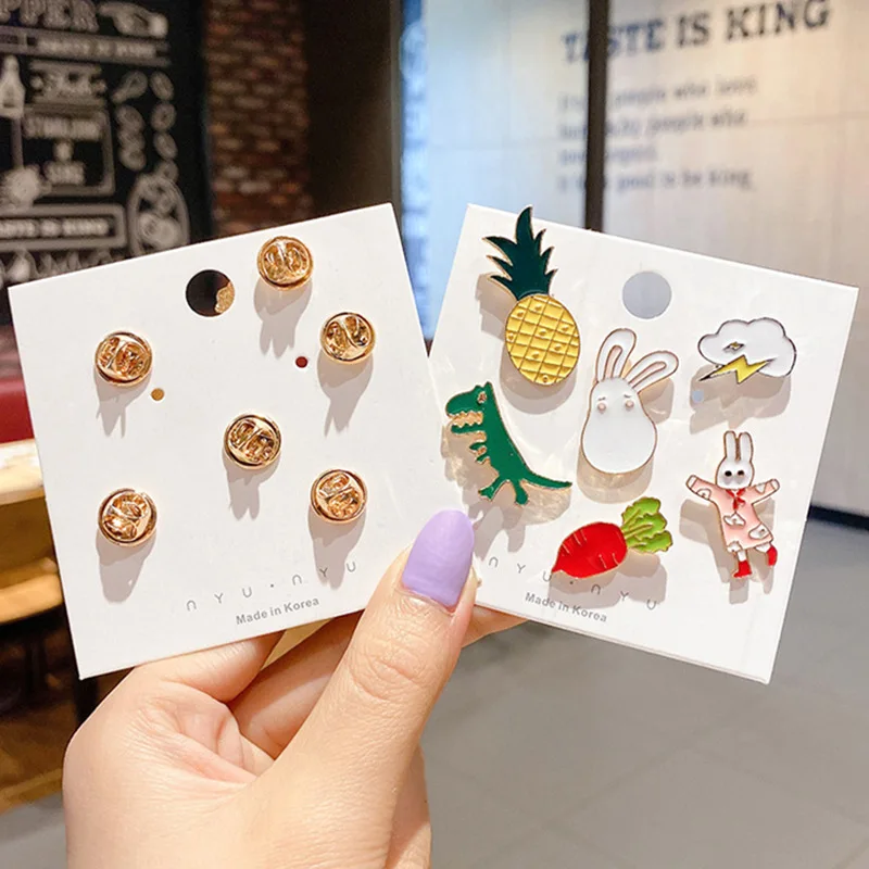 10/20/30/40/50Pcs Enamel Pin Badge Random Cute Animal Plant Metal Brooches Backpack Lapel Badges Women Kid Jewelry Accessories