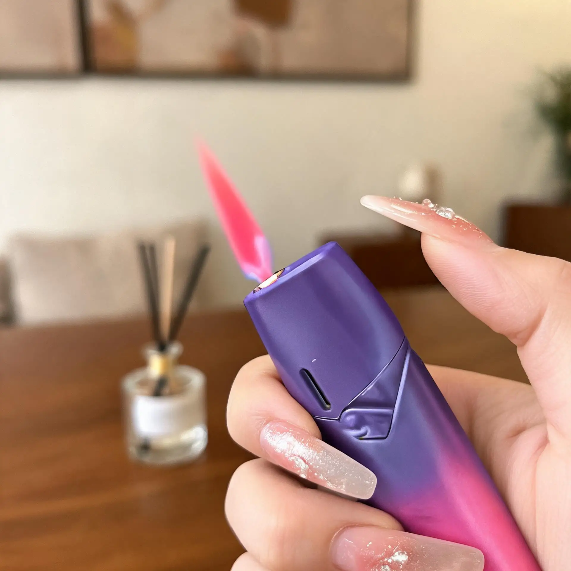 (No Gas) Red Purple Gradient Torch Lighter Portable Windproof Flashlight Creative Cute Women Lighter Interesting for Ca