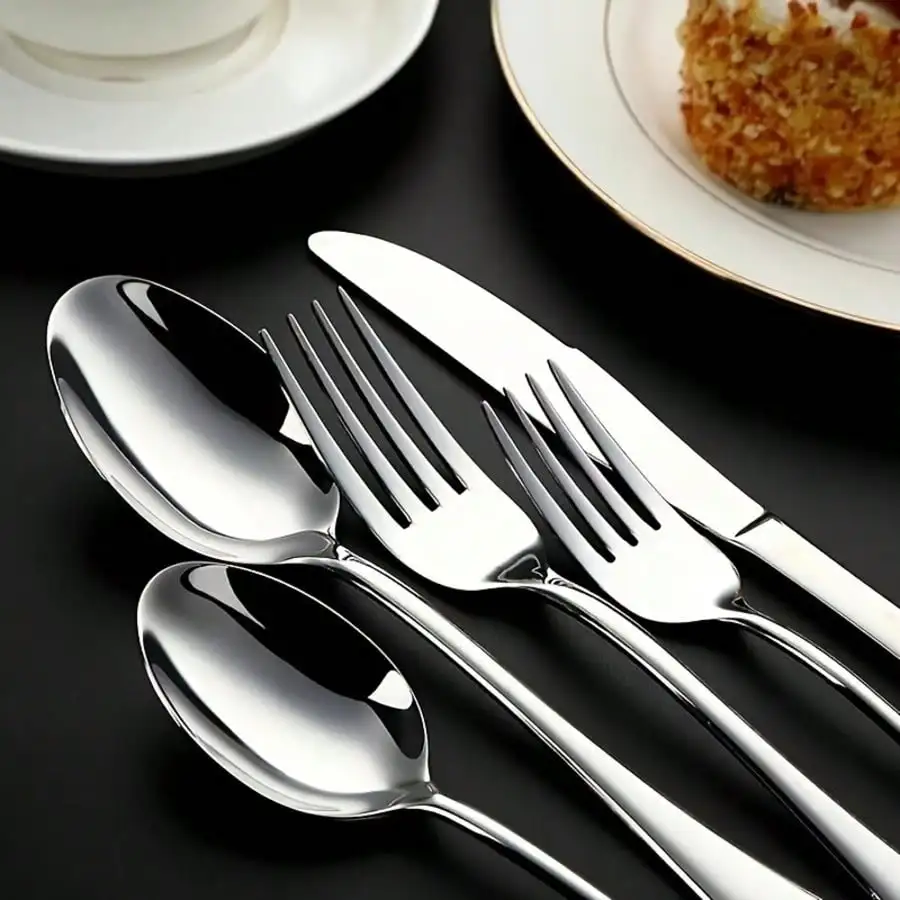 30/60-Piece Luxury Golden Flatware Set, Stainless Steel Cutlery For 6, Includes Dinner Spoons, Teaspoons, Dinner Forks, Salad Forks, Dinner Knives, Ideal For Home, Restaurant, Parties & Weddings