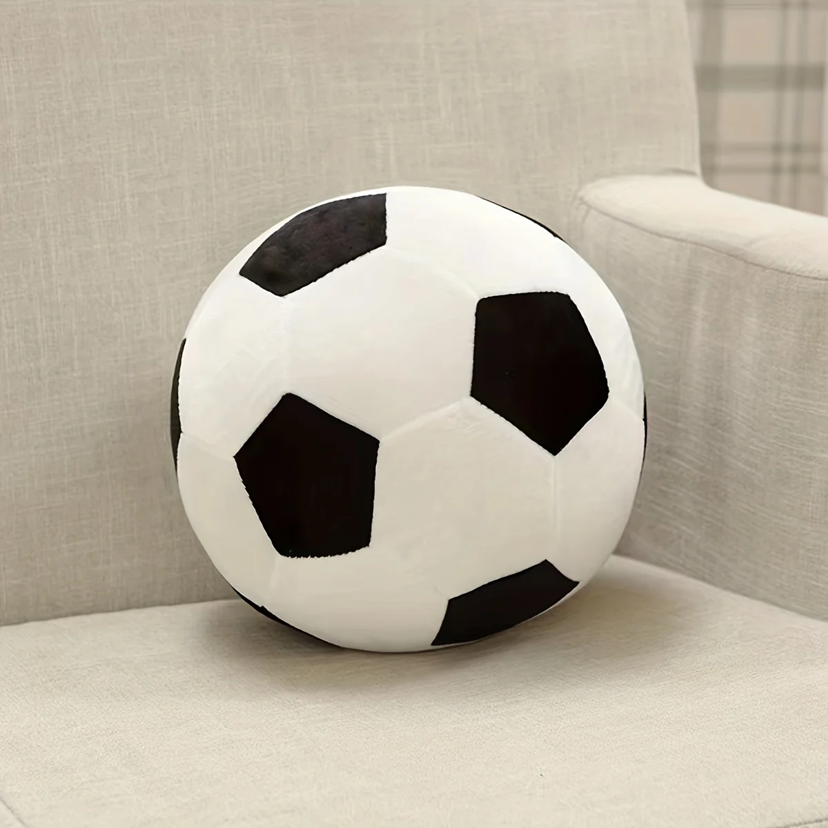 1 Football Random Color Pet Plush Toy for Dogs and Cats to Interact and Play