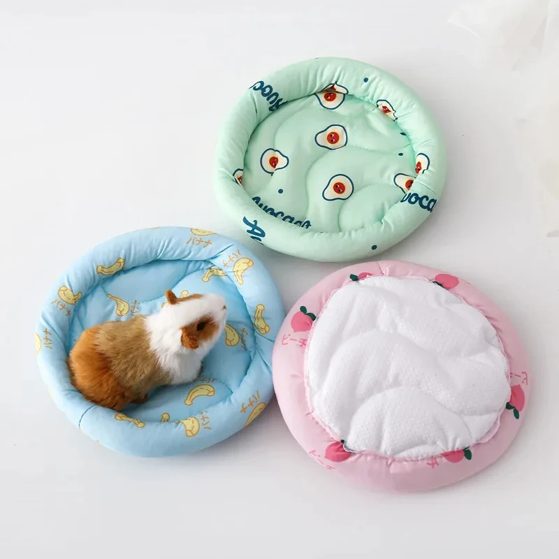 Circular Hamster Bed Comfortable Sleep Mat Pad for Hedgehog Squirrel Mice Rats Guinea Pig Chinchilla Small Animal Soft Cushion