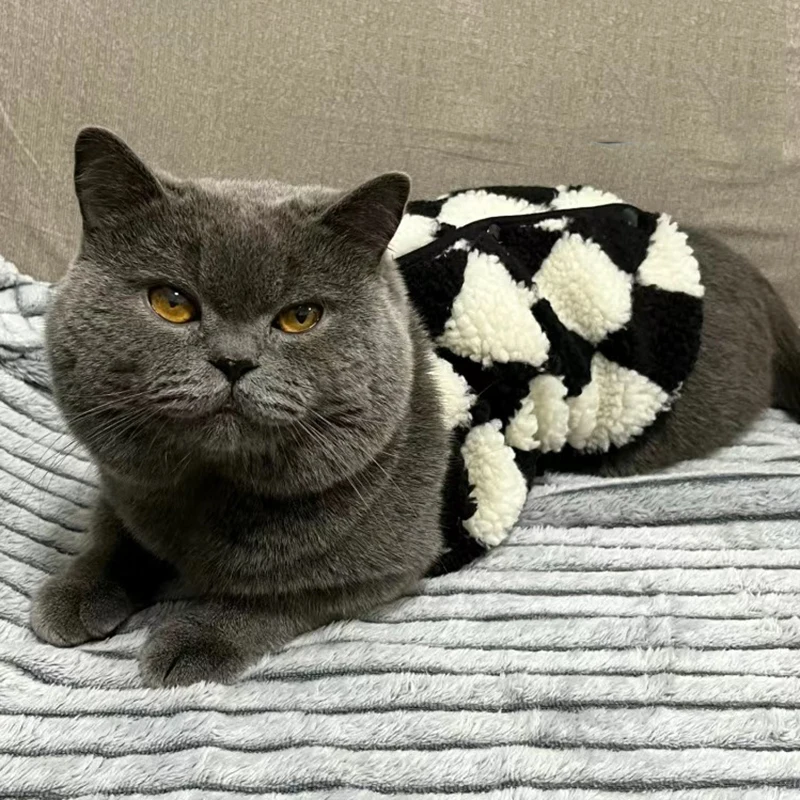 Fashion Sphynx Cat Sweater Cardigan for Cats Gotas Winter Warm Pet Fleece Clothes Garfield Katten Dog Jackets Mascotas Clothing