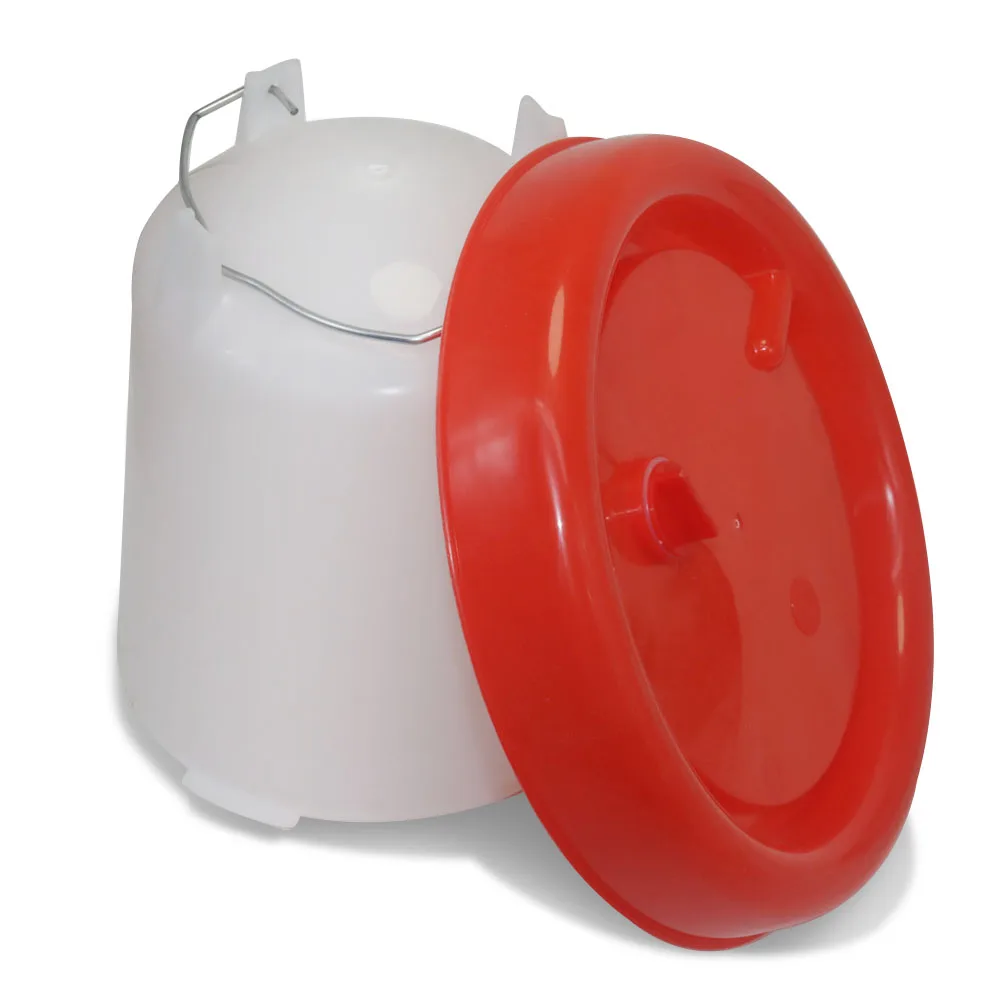 4L chicken coop water dispenser Chicken water dispenser Water discharge with switch Poultry plastic drinking bucket