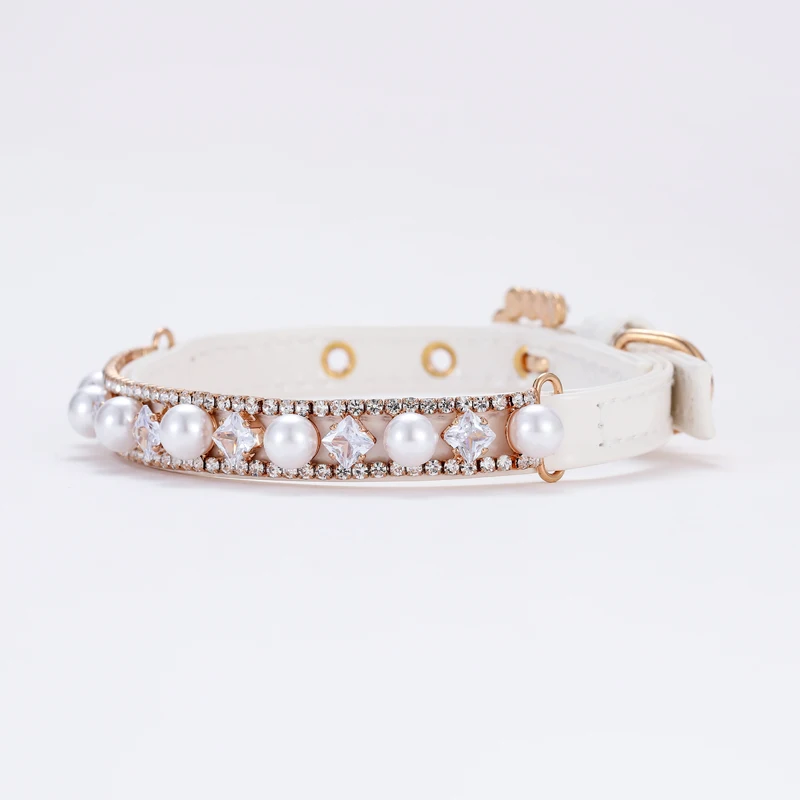 Luxury Cat Puppy Pearl Necklace Rhinestone Collar for Cats Small Dogs Ragdoll Cat Sphynx Necklaces Pet Accessories Collier Chat