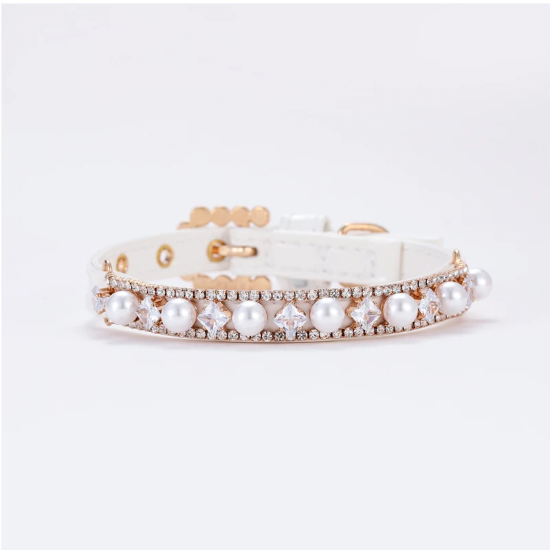 Luxury Cat Puppy Pearl Necklace Rhinestone Collar for Cats Small Dogs Ragdoll Cat Sphynx Necklaces Pet Accessories Collier Chat