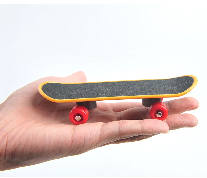 1 PC Parrot Training Skateboard Bird Supplies Skates Lovebird Canaries Perch for Parrots For Birds Calopsita Birds Accessories