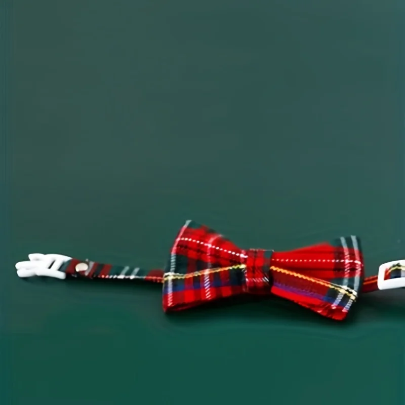 1pc Pet Breakaway Cat Collar Bow Tie and Bell Cute Plaid Christmas Red Elastic Adjustable Dog Collar With Sash Small Bell For Ca