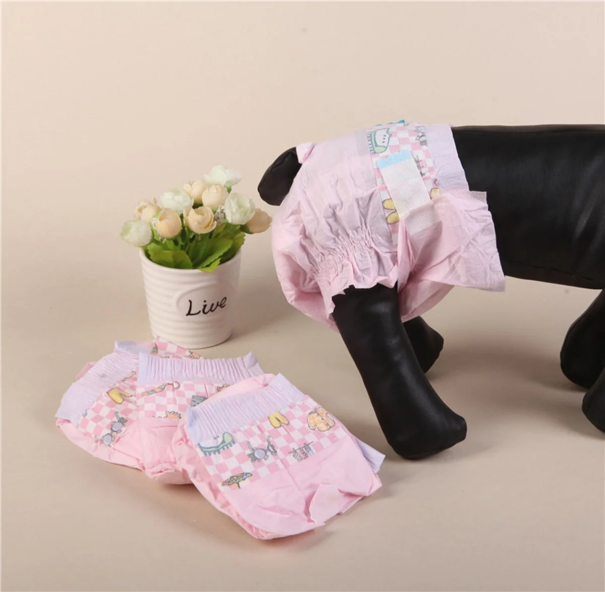 Water-Absorbing Female Dog Cat Diapers Mini Pet Urine Shorts Health Panties Disposable Sanitary Pants in 8 Sizes for Cats Dogs