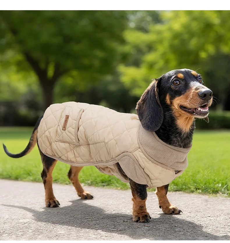 Autumn/Winter Dog Clothes for Dachshund Soft Warm Water Repellent Dog Jacket for Sausage Dog Quilted Outdoor Short-Leg Dog Coat