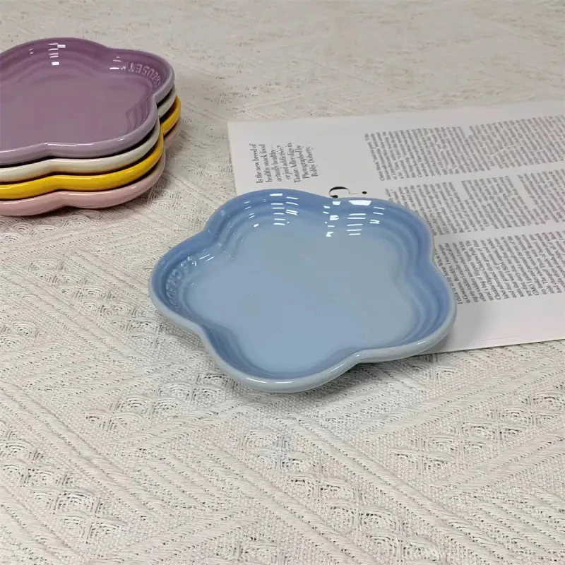 14cm Rainbow Plum Blossom Ceramic Dish Cat Feeding Flower Shaped Bowl Multi-purpose Bone Spitting Tray Dipping Sauce Plate