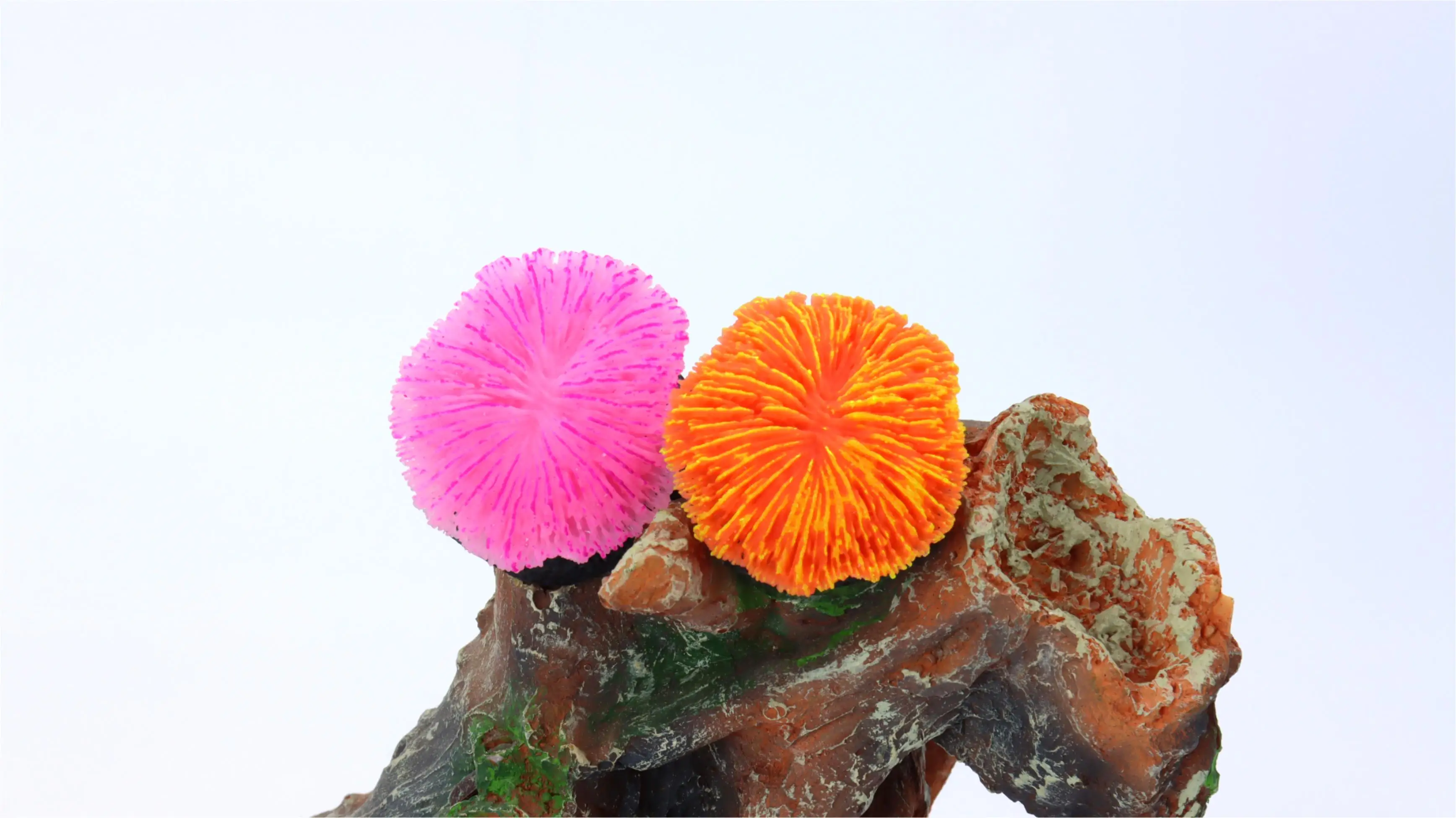 1 Piece Aquarium Decoration Saw Coral, Mini Fluorescent Coral, Fish Tank Landscaping