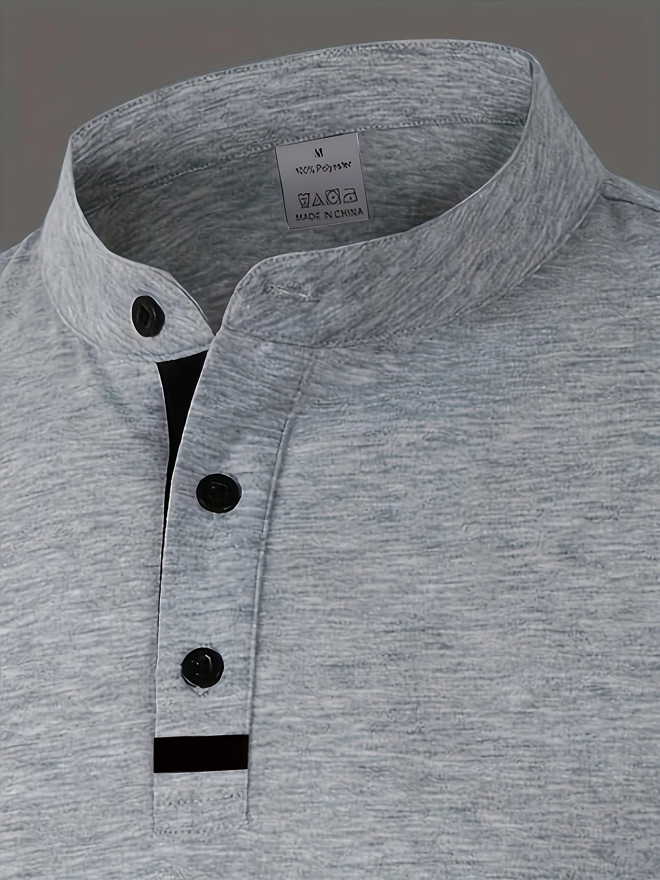 A Stylish Men's Round-Neck Plain Splicing Polo Shirt That Is Suitable for Summer, Autumn, and Winter, and Can Be Worn at Home