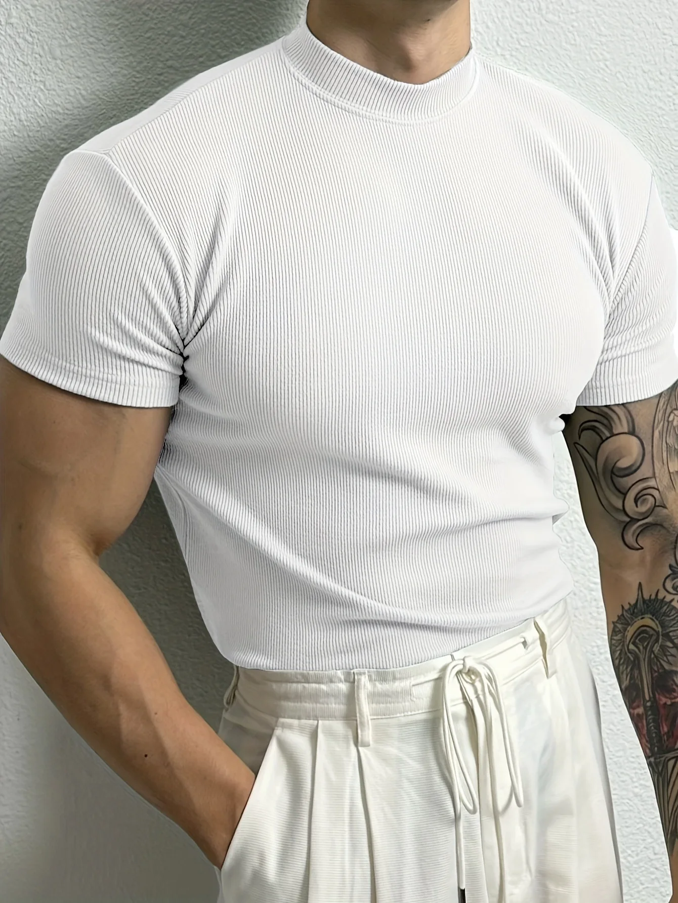 2025 Summer Men's Ribbed Mock Neck T-Shirt Slim Fit Muscle Short Sleeve Breathable Stretchy Casual Fitness Gym Tops