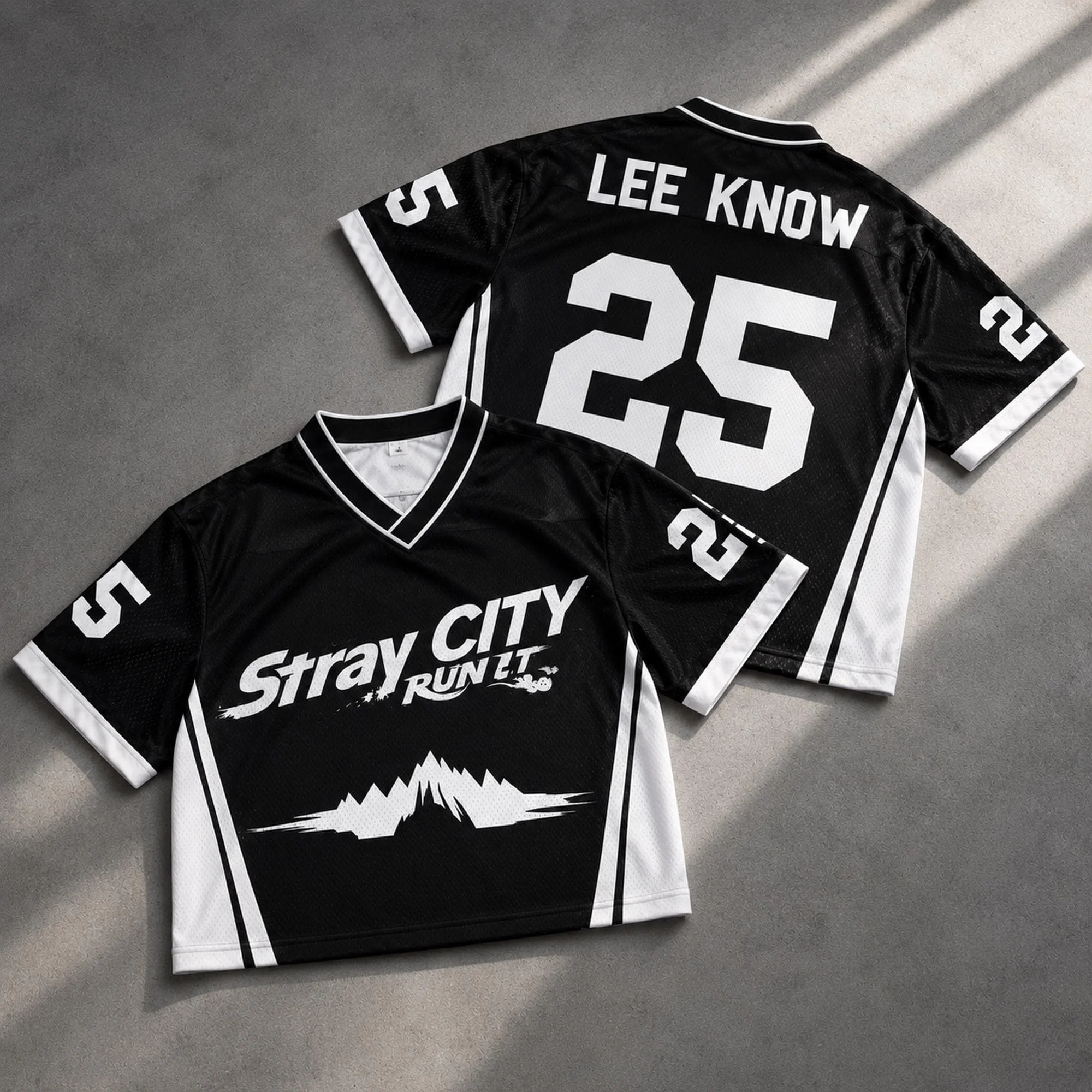 Black White Stray City Bang Chan #03 V-neck Jersey Short Sleeve T-shirt Men Women Kpop Concert Fan Letter Streetwear Sports Tee