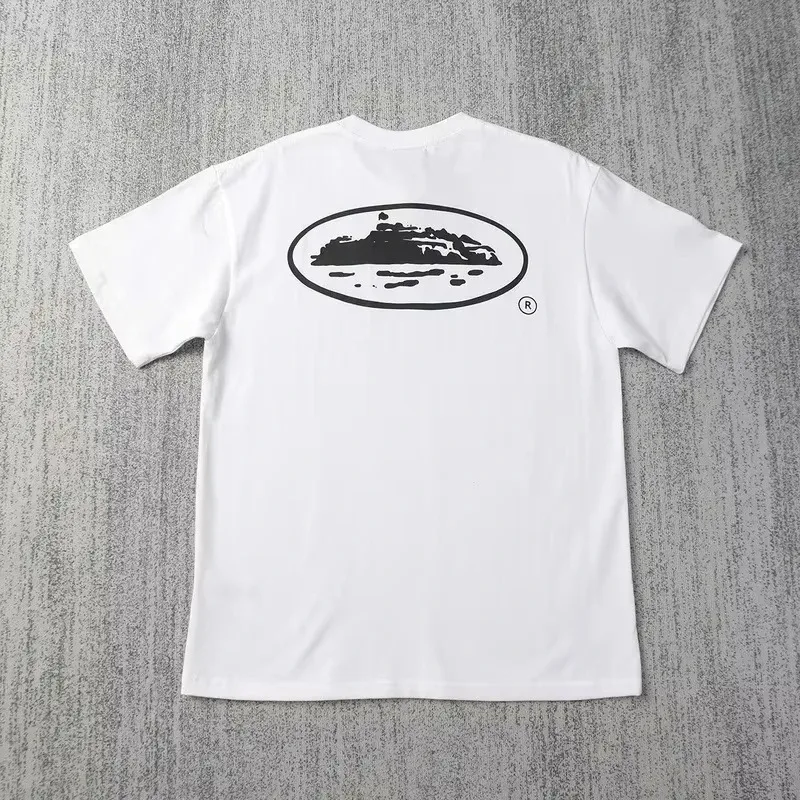 Small Sailboat Art Printed Casual T-shirt Men's and Women's Luxury Brand Top