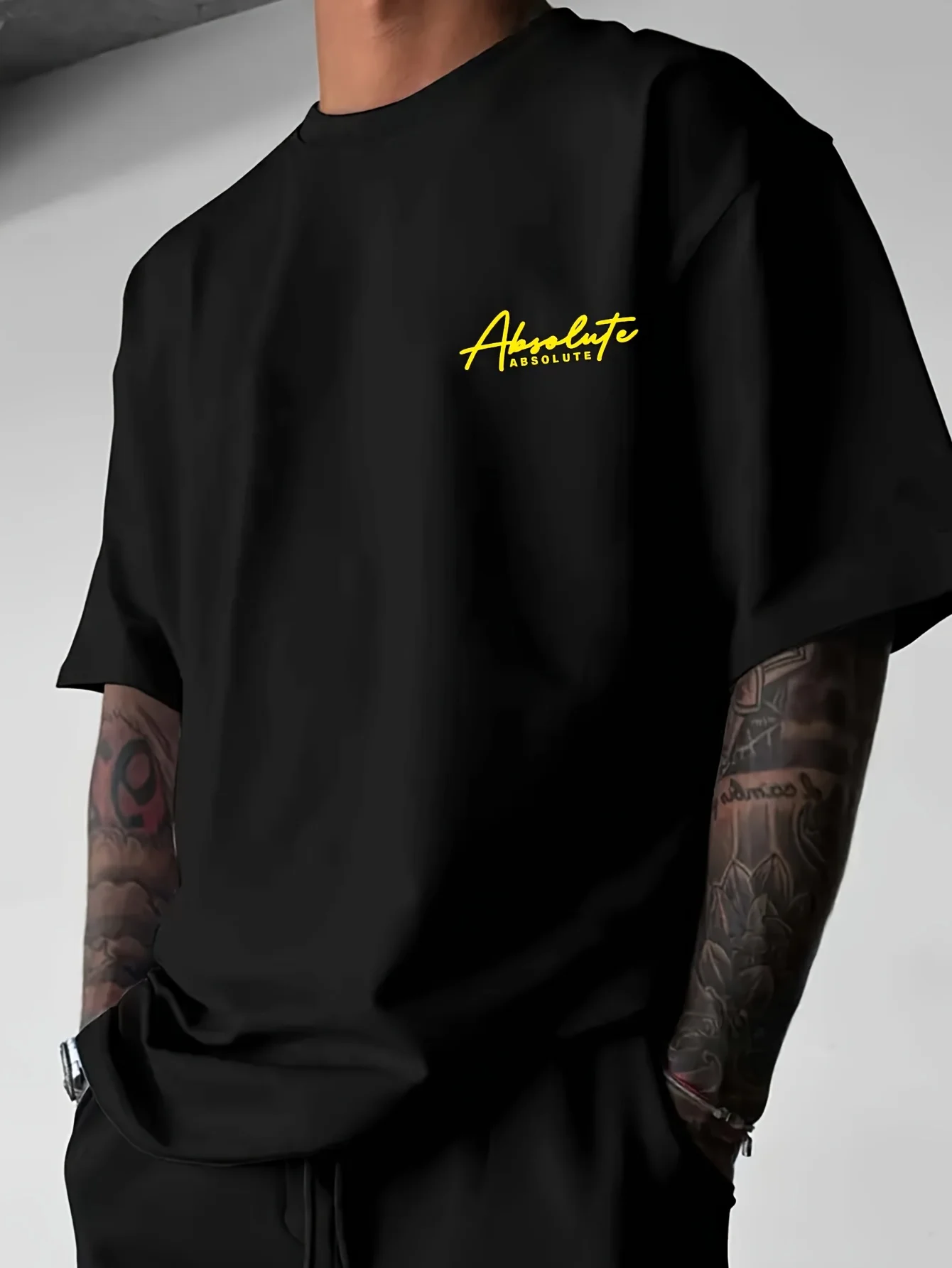 Men New Summer Racing T-shirt in Japanese Style Made Lightweight Breathable Fabric Features Bold "LIMIT" Printed on It Loose Fit