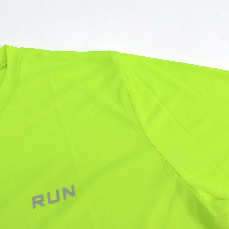 Summer Men Short Sleeve t-Shirt Casual t Shirt Tops Male Quick Dry Running Gym t-Shirts Breathable o-Neck Tee Shirt Man Clothing