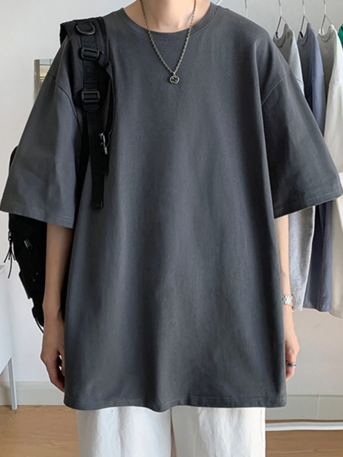 Pure black pure cotton short sleeved T-shirt for men as base, all season solid color loose couple pure cotton T-shirt