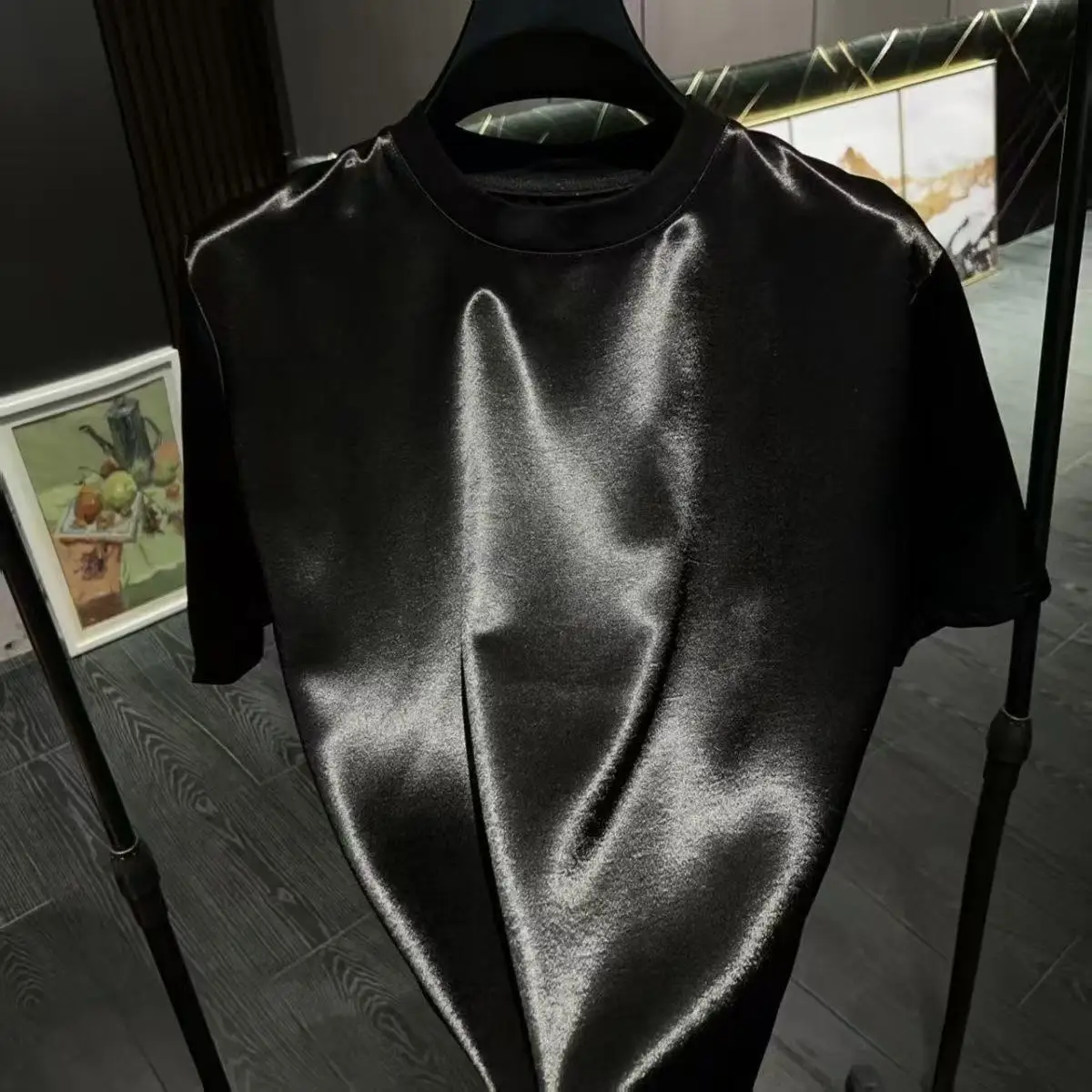 Summer Acetate Satin Men's T-shirt Lightweight Shiny T-shirts for Men Women Skin-Friendly Trendy Premium Beach Comfortable Shirt