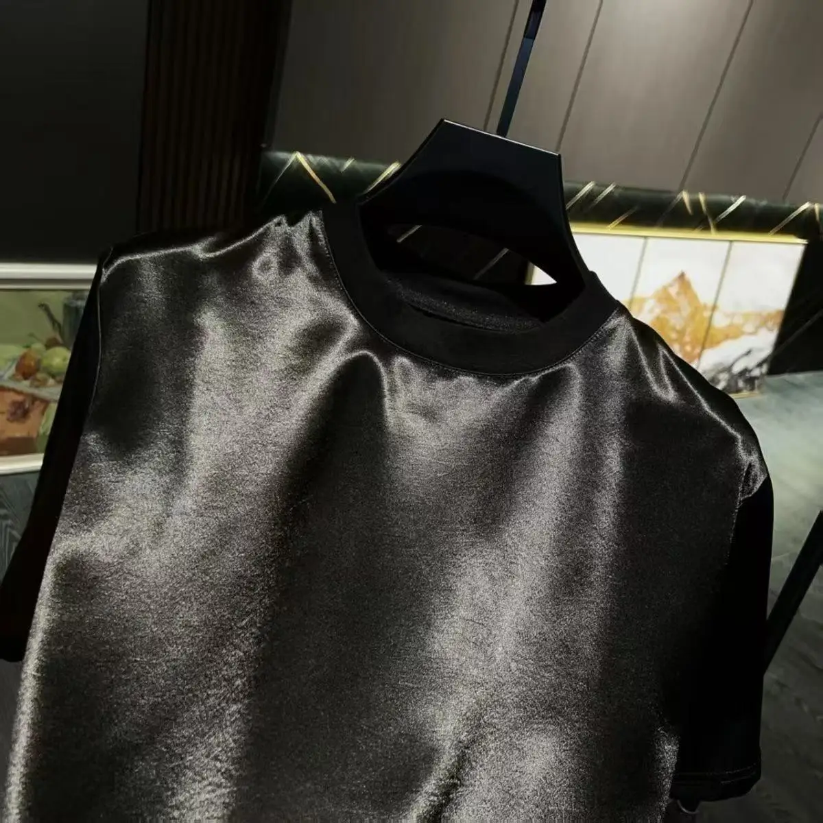 Summer Acetate Satin Men's T-shirt Lightweight Shiny T-shirts for Men Women Skin-Friendly Trendy Premium Beach Comfortable Shirt