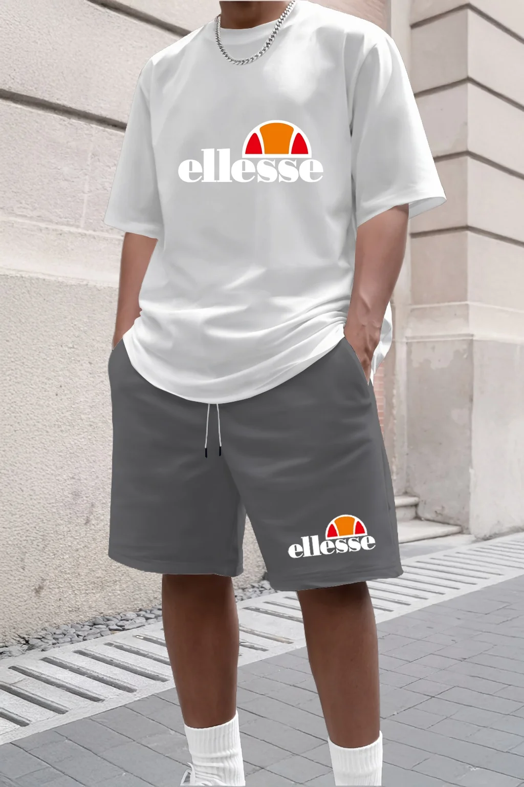 2026 Summer New Men Casual Crew Neck Short Sleeve T-Shirt Shorts 2 Piece Set Simple Style Outdoor Fashion Sport Outfit