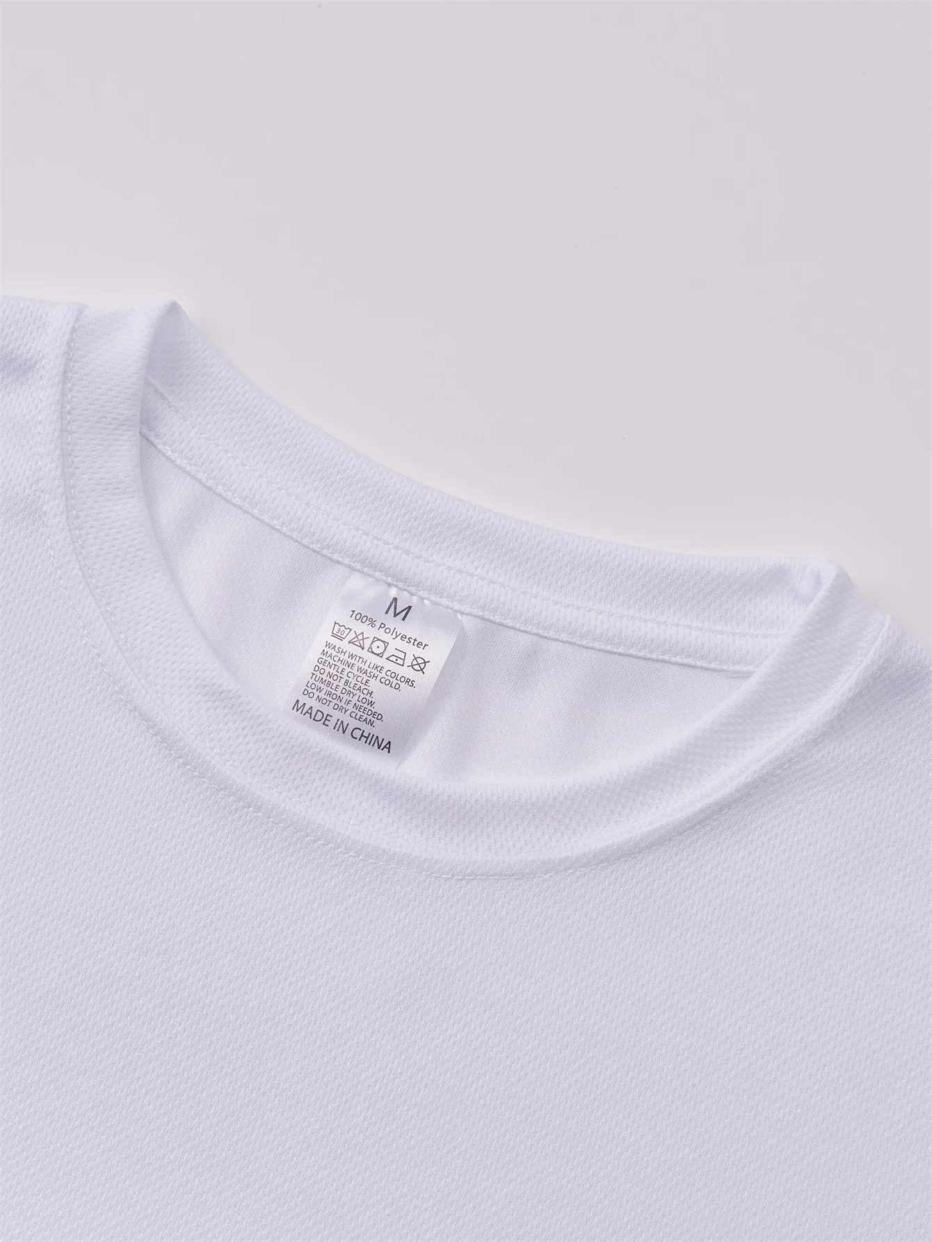 2026 New Men's Geometric Pattern Casual T-Shirt -Breathable Summer Short-Sleeved T-Shirt, Machine Washable, Daily Casual T-Shirt