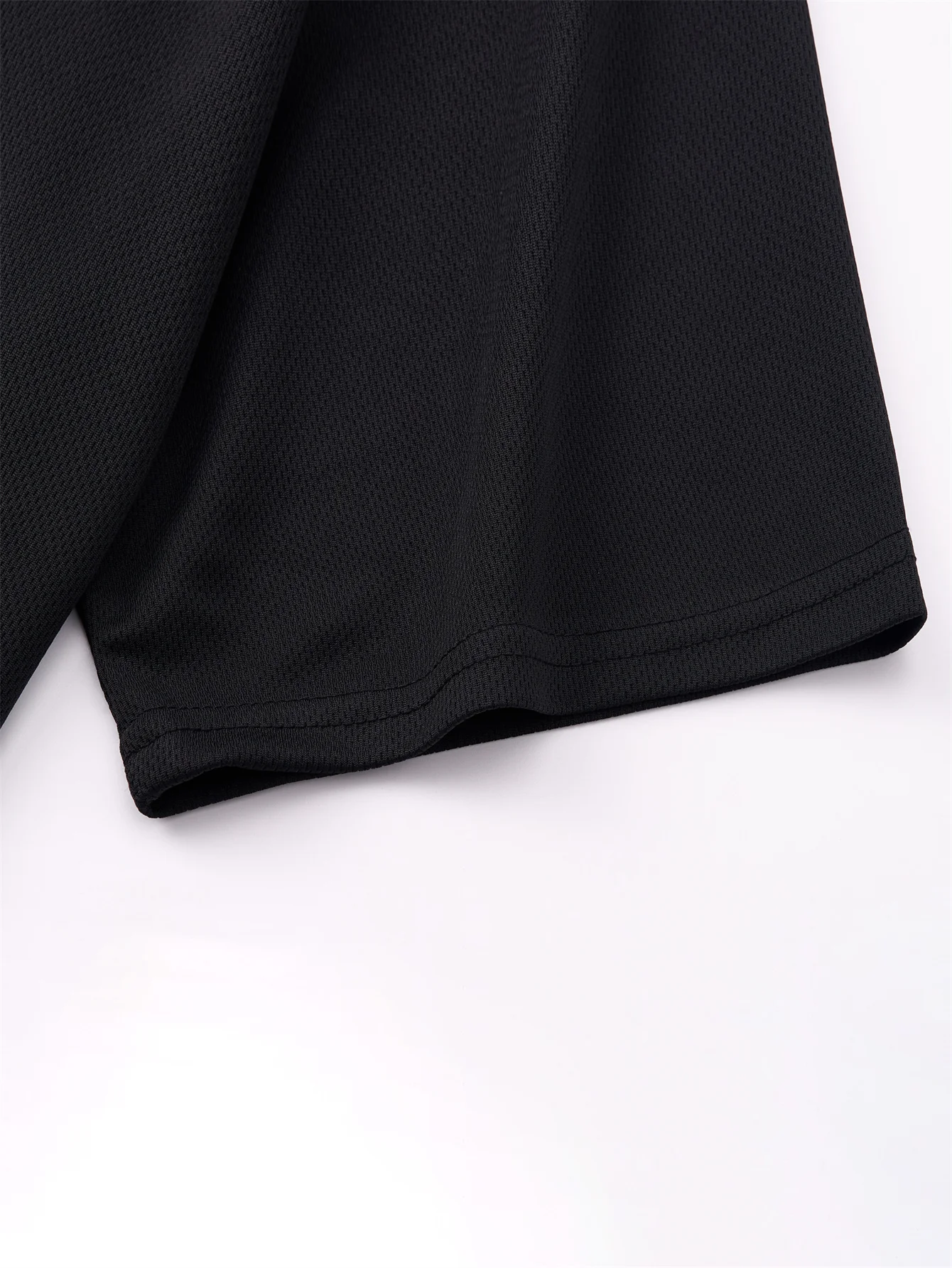 2026 New Men's Geometric Pattern Casual T-Shirt -Breathable Summer Short-Sleeved T-Shirt, Machine Washable, Daily Casual T-Shirt