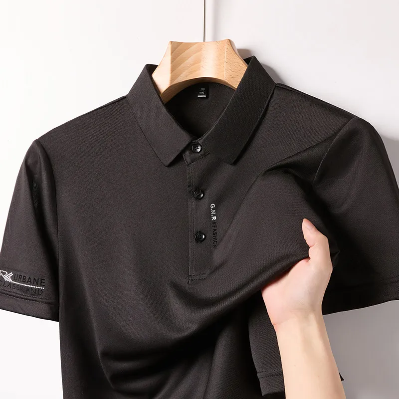 New Men's Business Casual Short Sleeved Shirt with Badge Solid Color Polo Shirt Fashionable Breathable Comfortable Versatile Top