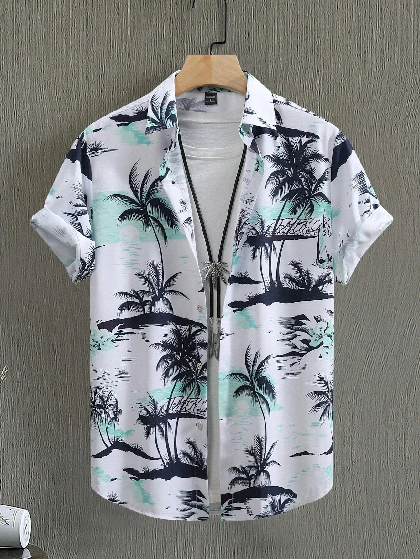 Summer 2026 Hawaiian Men's Fashionable Printed Beach Vintage Fun Casual Quick Drying Shirt