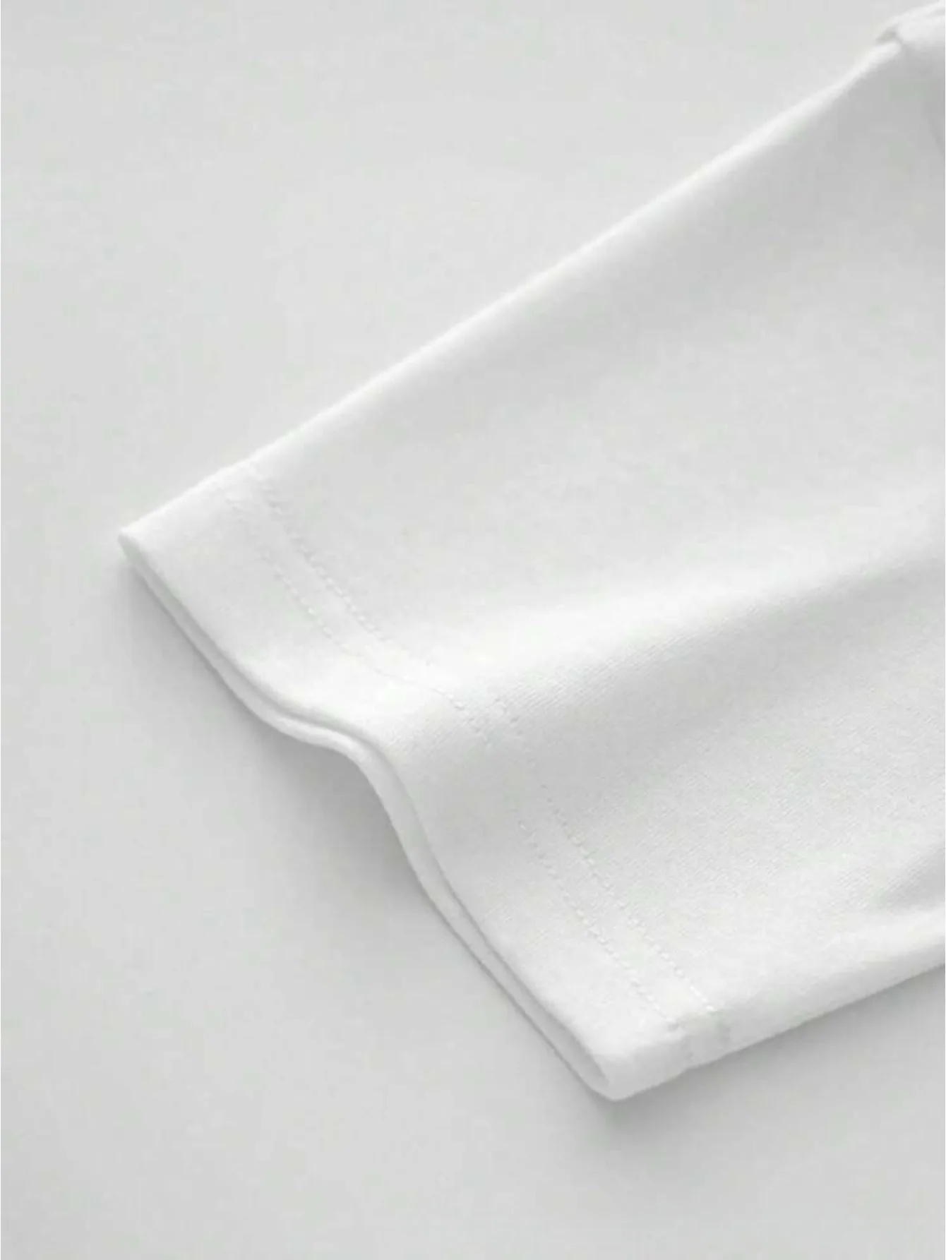 Summer New Style American Streetwear Loose Men T-shirt 100% Pure Cotton Soft and Breathable Material Suitable for Daily Wear