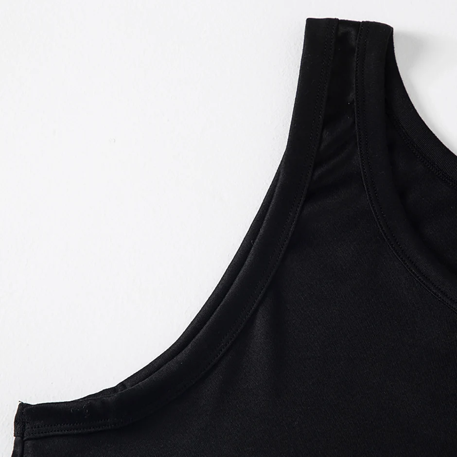 1/3 Piece Men's Four Seasons Black And White Classic Color Basic Vest Plus Size Youth Sports And Leisure Running Joker Bottoming
