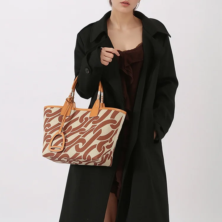 Elegant Vintage Designer Diaper Bag For Women Unique Minimalist Crossbody Handbag Luxury Brand Leather Tote For Daily Commute