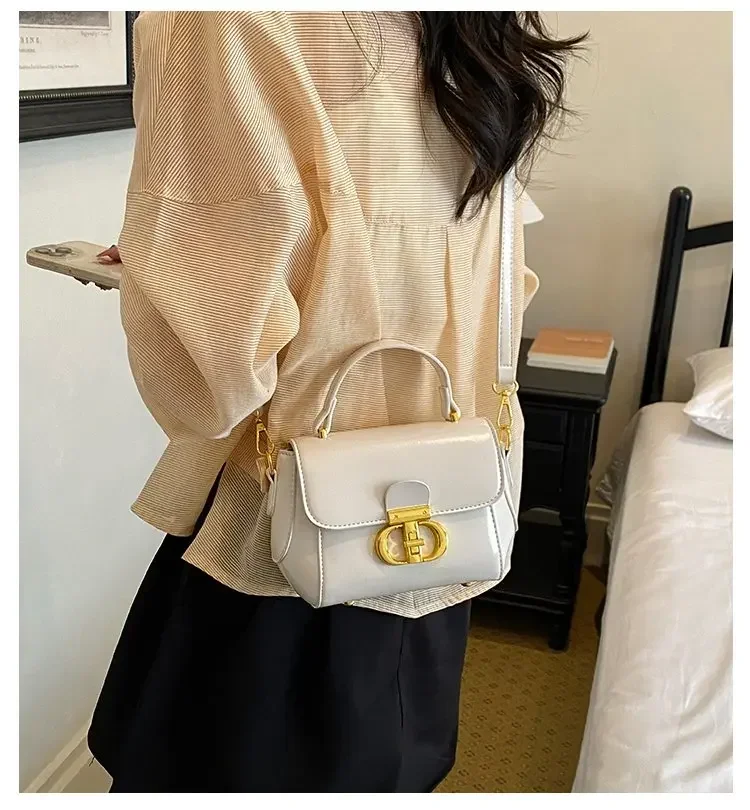 Trendy Design Letter Logo Diaper Bag Luxury Tote Messenger Purse For Women Solid Color Commuter Bag Elegant Leather Classic