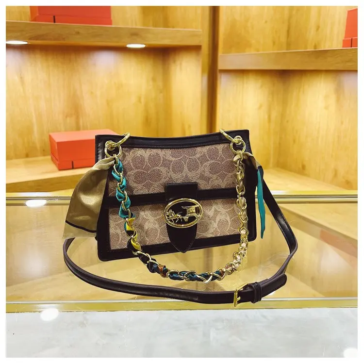 Classic Luxury Diaper Bags Women's Elegant Crossbody Bag Minimalist Designer Shoulder Bag Simple Leather Large Capacity Tote