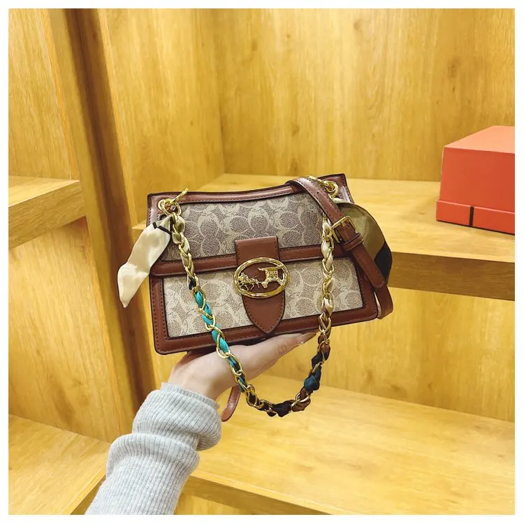 Classic Luxury Diaper Bags Women's Elegant Crossbody Bag Minimalist Designer Shoulder Bag Simple Leather Large Capacity Tote