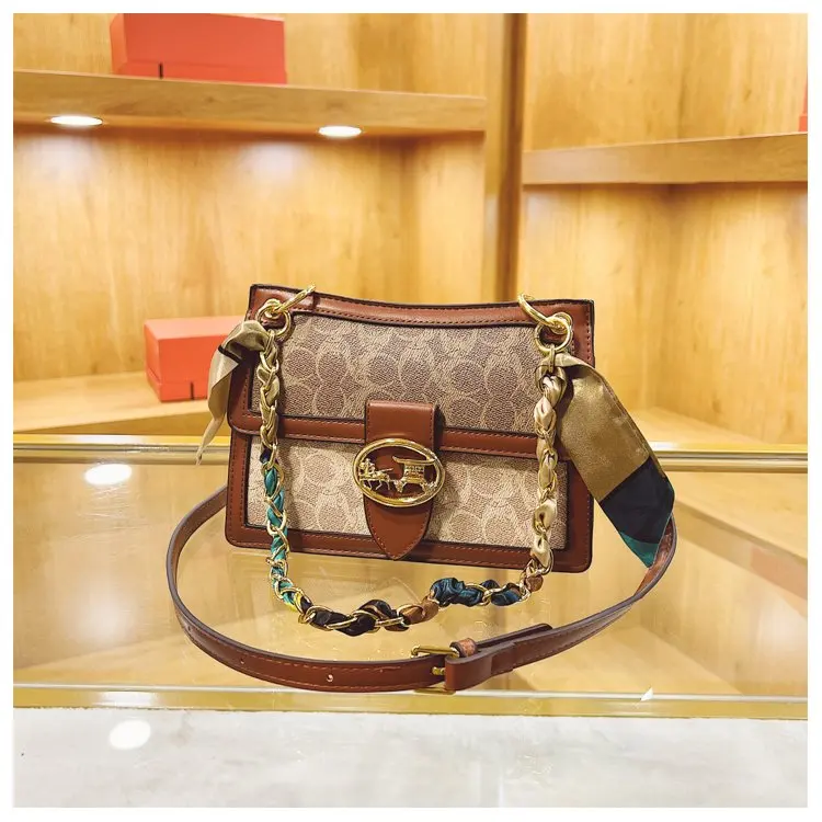 Classic Luxury Diaper Bags Women's Elegant Crossbody Bag Minimalist Designer Shoulder Bag Simple Leather Large Capacity Tote