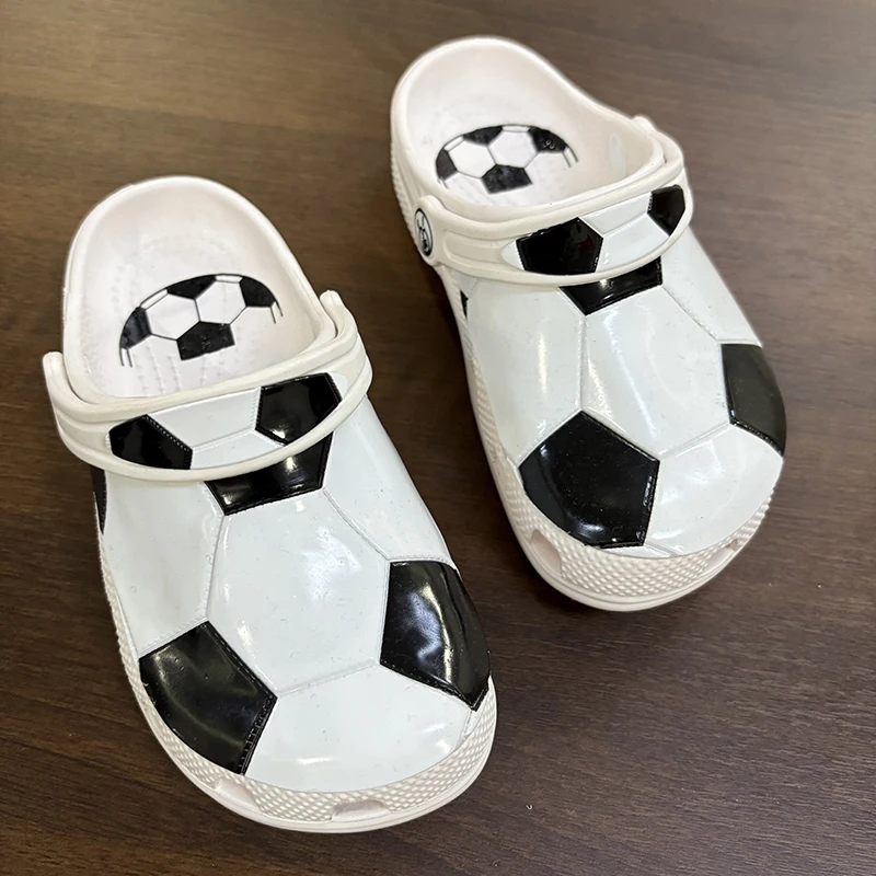New Children Football Style Summer Hole Slippers Shoes Soft-Soled Beach Shoes Breathable Lightweight Casual Fashion Sandals Gift