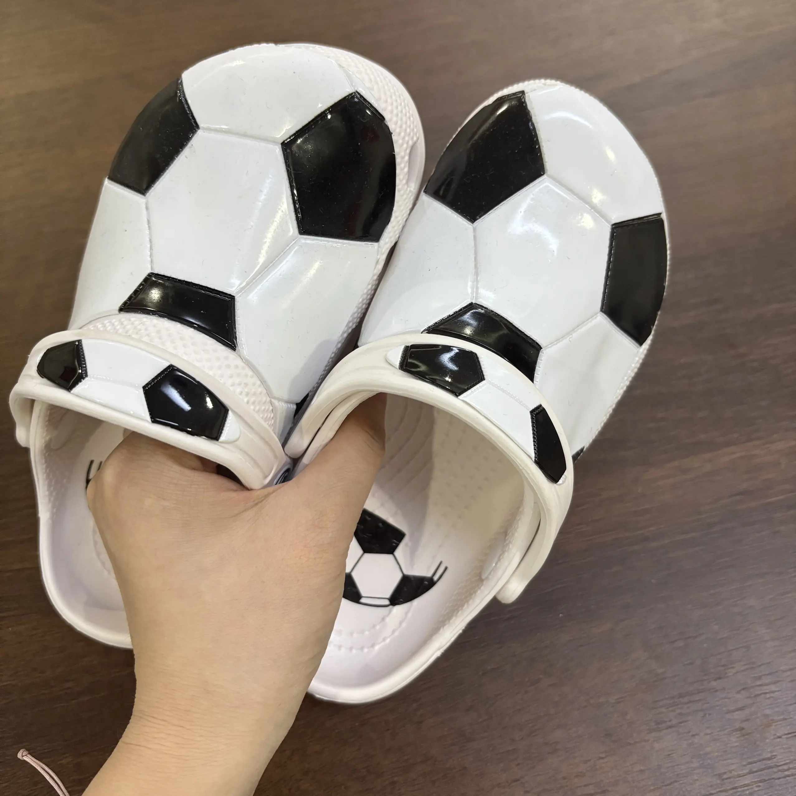 New Children Football Style Summer Hole Slippers Shoes Soft-Soled Beach Shoes Breathable Lightweight Casual Fashion Sandals Gift
