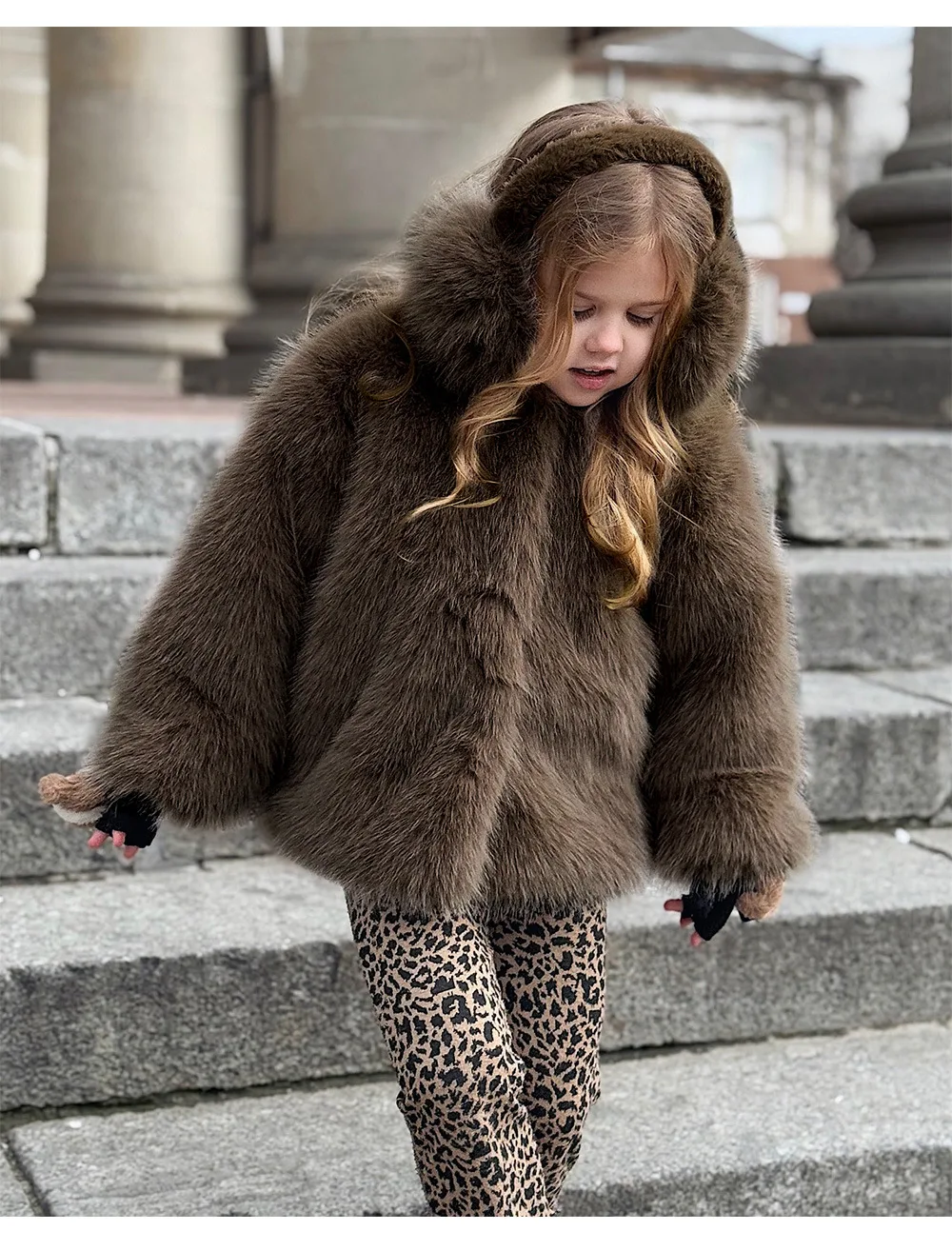 2026 Childrens Faux Fox Fur Coat Thicken Warm Kids Girls Winter Fur Jacket Trendy Toddler Little Girl Outerwears Baby Girls Fur