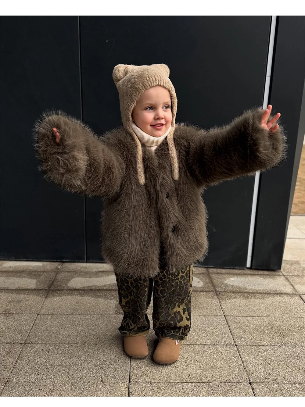 2026 Childrens Faux Fox Fur Coat Thicken Warm Kids Girls Winter Fur Jacket Trendy Toddler Little Girl Outerwears Baby Girls Fur