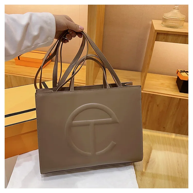 2026 Fashion Elegant Classic Paris Diaper Bag Unique Leisure Business Crossbody Purse for Women Daily Commute Work