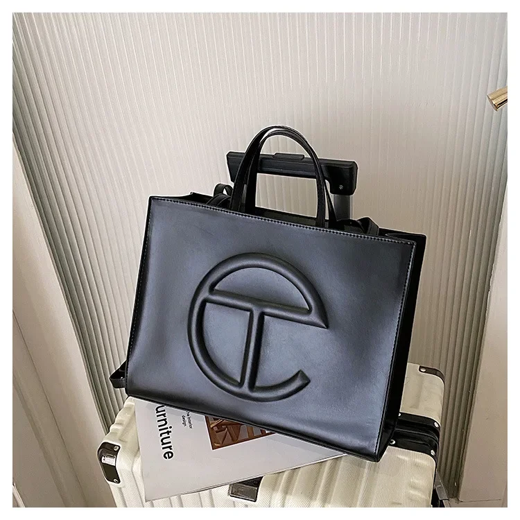 2026 Fashion Elegant Classic Paris Diaper Bag Unique Leisure Business Crossbody Purse for Women Daily Commute Work