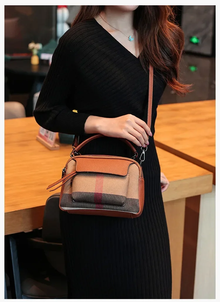 Classic Elegant Leather Crossbody Diaper Bag: Luxury Women's Handbag With Vintage Designer Look And Large Capacity Messenger