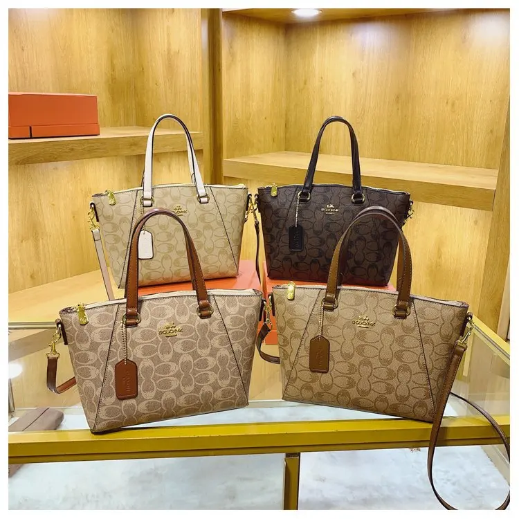 Iconic Messenger Designer Diaper Bag For Women Luxury Leather Tote Elegant Crossbody Bag Stylish Fashion