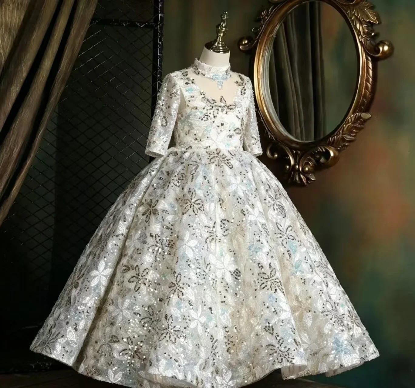 New High-End Evening Dress for Girls, Suitable for Piano Performances, Model Runway Shows, and Princess Performances