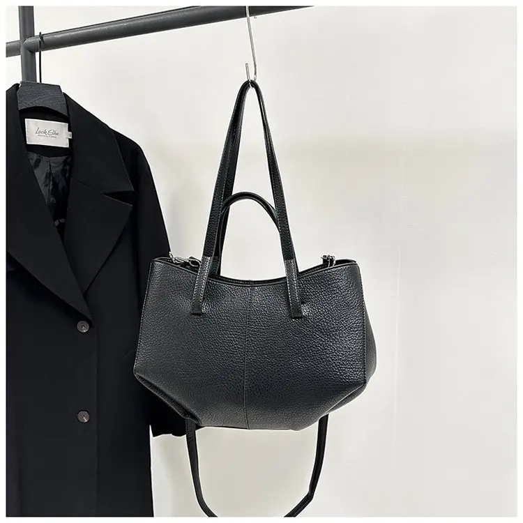 Large capacity outdoor casual handbag, new fashionable zipper shoulder bag, women's fashionable crossbody bag