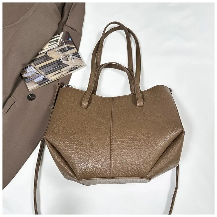 Large capacity outdoor casual handbag, new fashionable zipper shoulder bag, women's fashionable crossbody bag